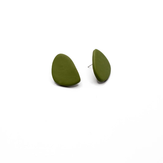 Minimalist green earrings, 25 mm, 925 silver post