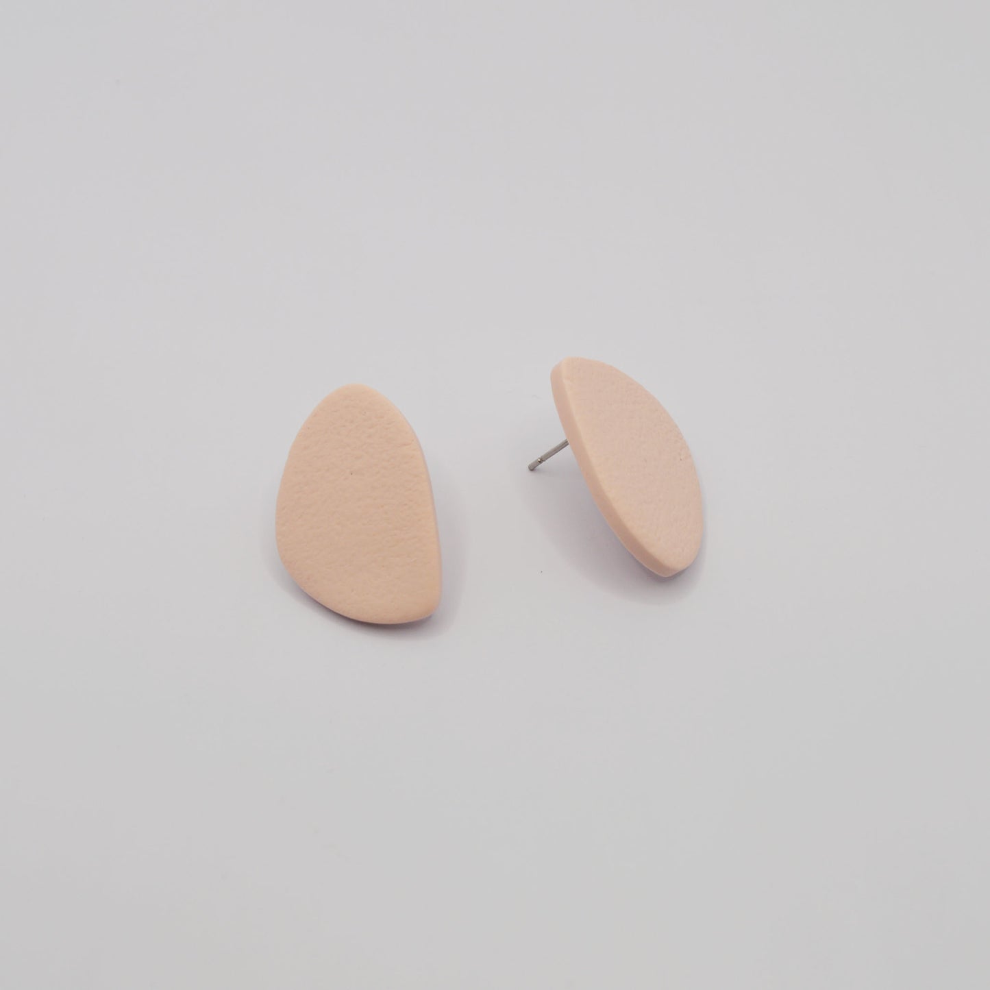 Minimalist light pink earrings, 25 mm, 925 silver post